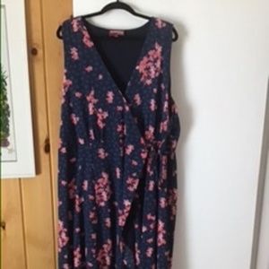 Women’s plus size dress